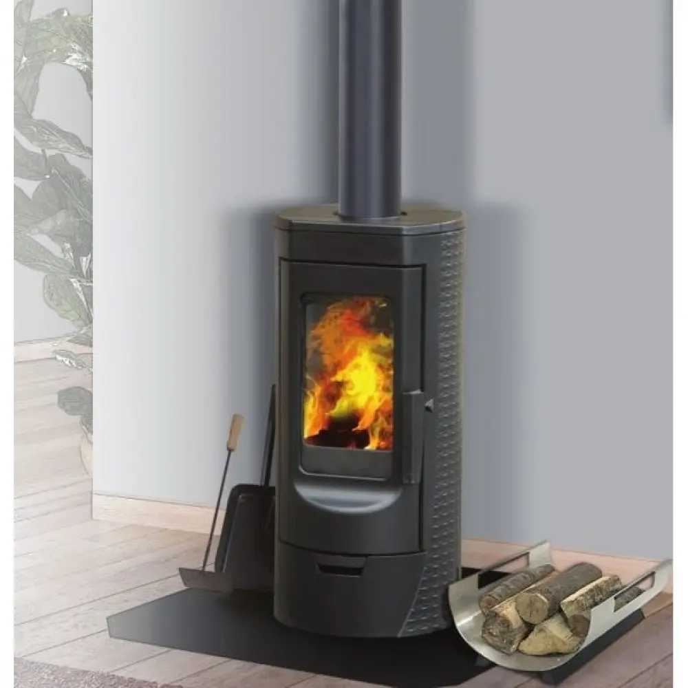 Чугунная печь-камин PLAMEN TARA