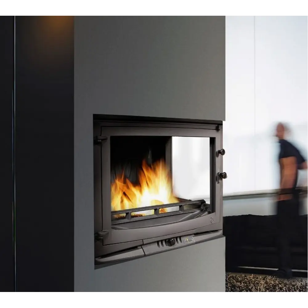 Камінна топка UNIFLAM 700 SELENIC праве скло з шибером чавунна